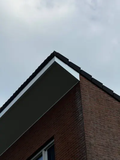 Boeidelen bekleden in Almelo bij zes woningen – foto 13