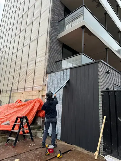 Montage Keralit Gevelbekleding in Amsterdam – foto 3
