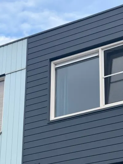 Renovatie gevelbekleding met 50 m² Keralit voor een tussenwoning in Enschede – foto 3