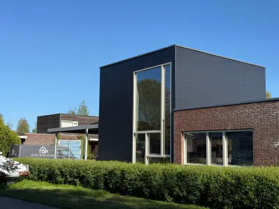 Keralit gevelbekleding voor een vrijstaande woning en dakopbouw in Almere, 80m2 – foto 2