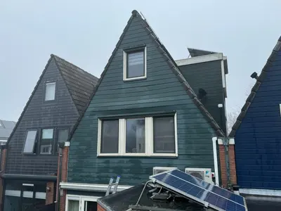 Gevelrenovatie met Duurzame Kunststof Gevelbekleding in Kampen – foto 4