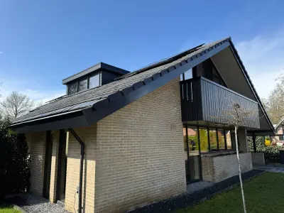 Renovatie dakrandbekleding met Colorcoat HPS in Hengelo – foto 3