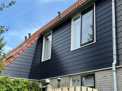 Keralit gevelbekleding in Almere voor twee gevelvlakken