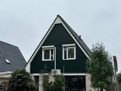Montage Keralit Gevelbekleding, boeidelen en windveren in Lelystad – foto 3